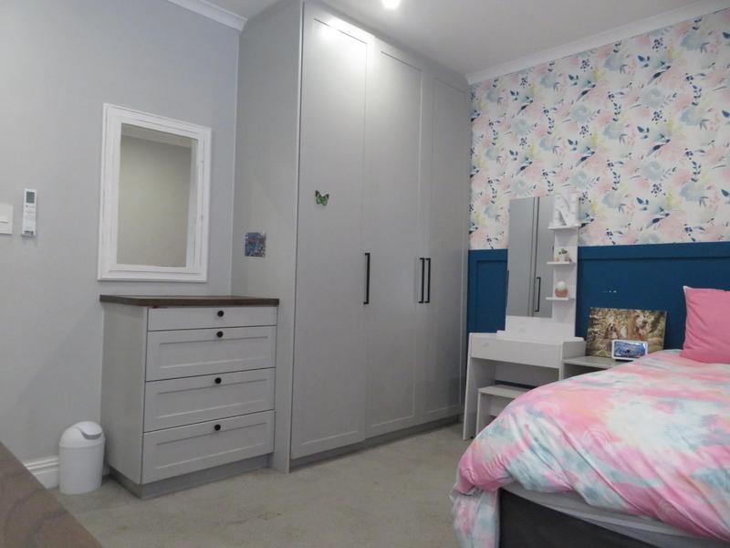 4 Bedroom Property for Sale in Zevendal Western Cape